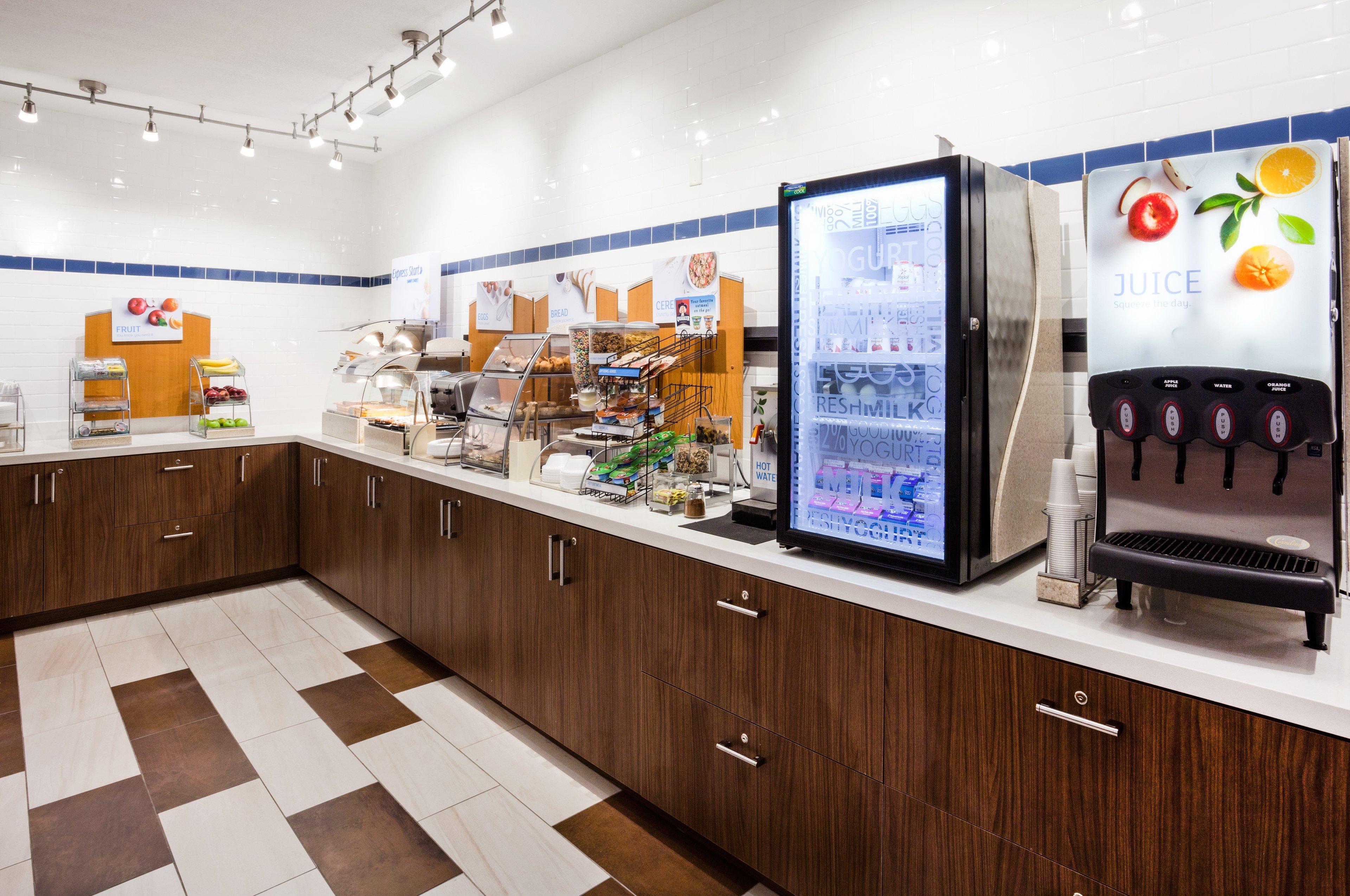 Holiday Inn Express & Suites - Dickinson By Ihg Екстер'єр фото