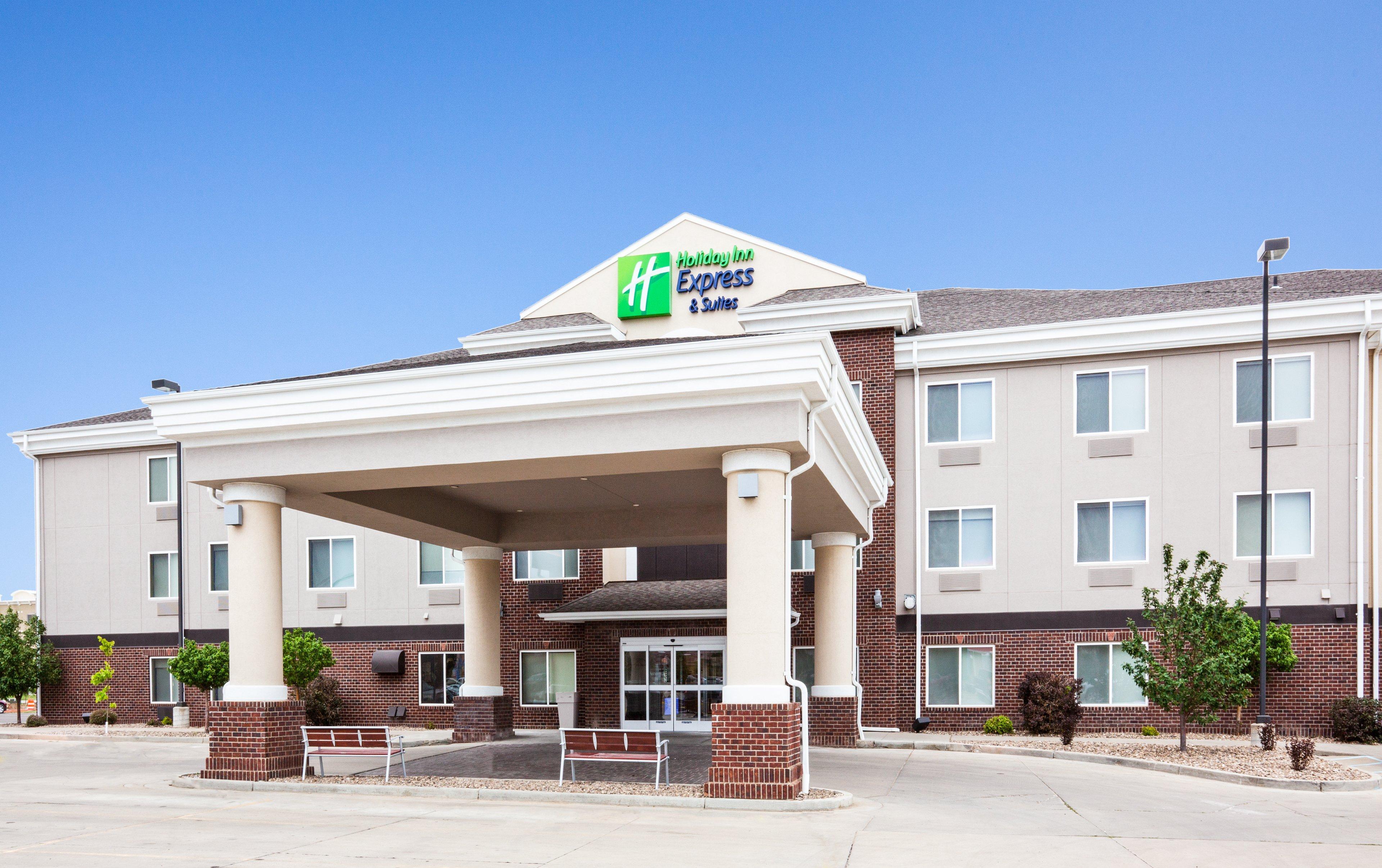 Holiday Inn Express & Suites - Dickinson By Ihg Екстер'єр фото