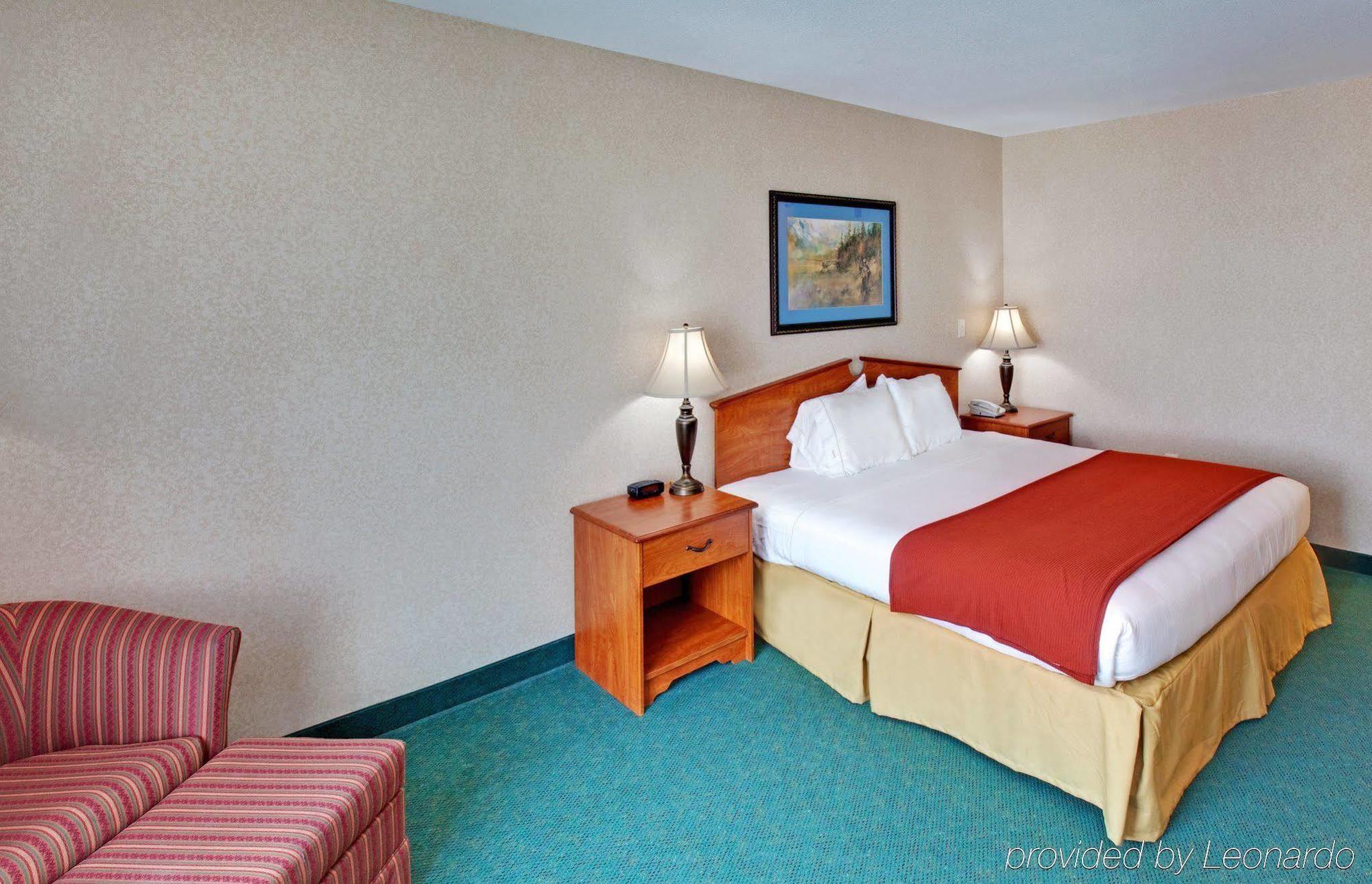 Holiday Inn Express & Suites - Dickinson By Ihg Екстер'єр фото