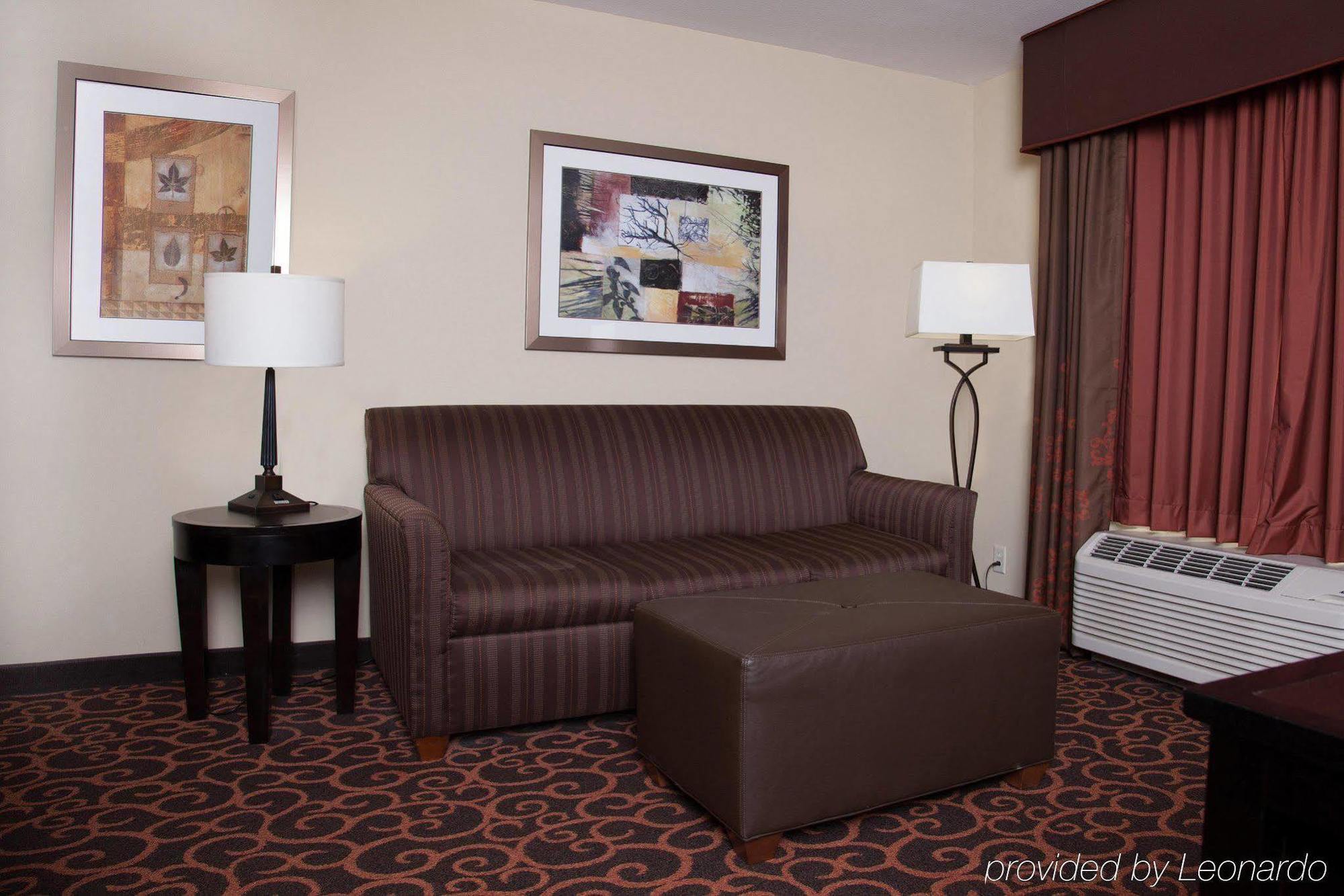 Holiday Inn Express & Suites - Dickinson By Ihg Екстер'єр фото